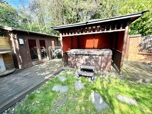 Photo 15- click for photo gallery